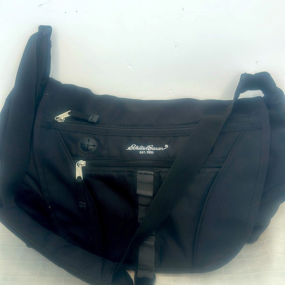 Eddie Bauer Large Laptop Messenger Bag - Picture 1 of 8